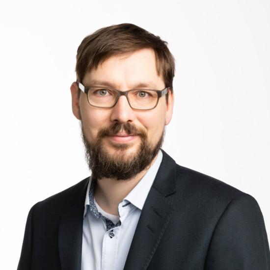 kauppakamari Pasi Ahtiainen viestintäsuunnittelija