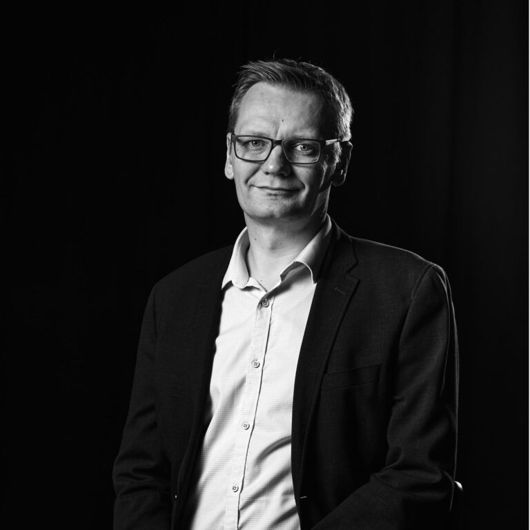 Mikko Isoniemi Moderni Myyntijohtaminen